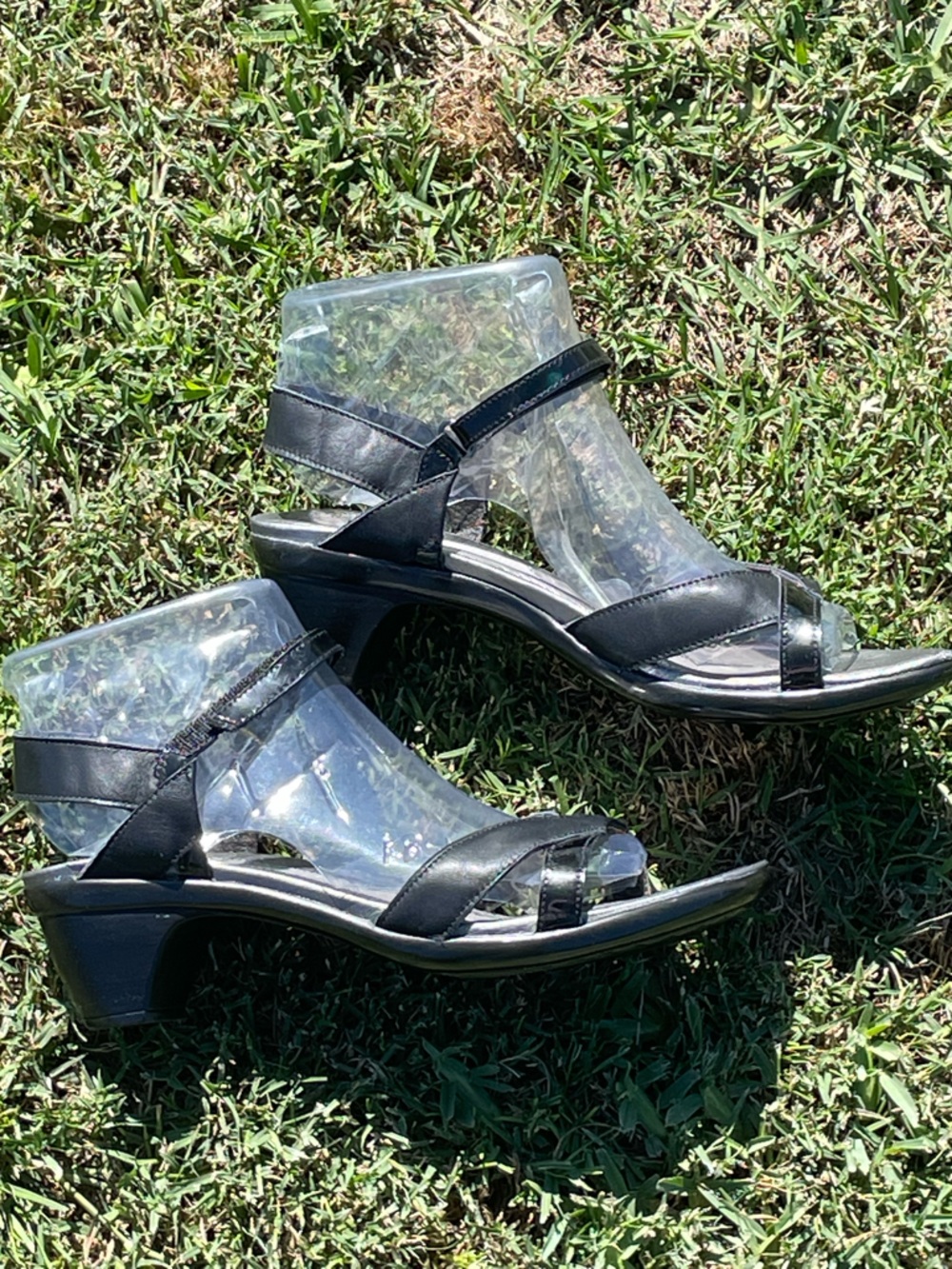 Naot Comfort Strappy Black Women’s Sandals - Picture 3 of 5